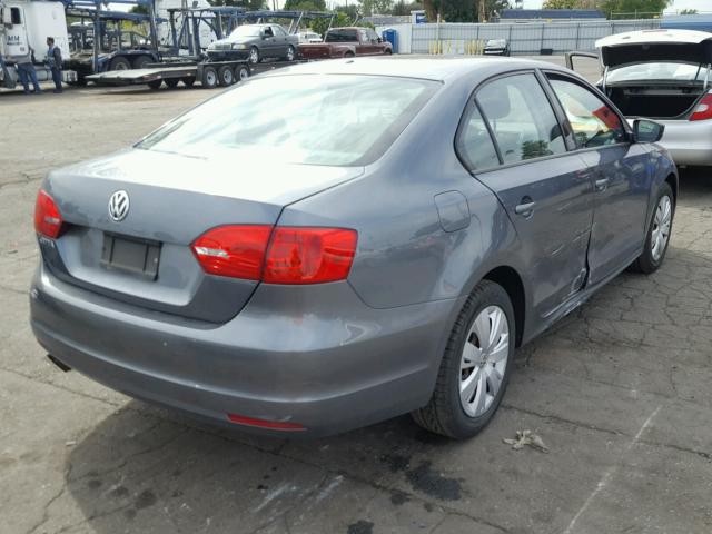 3VW2K7AJ2BM022503 - 2011 VOLKSWAGEN JETTA BASE ნაცრისფერი ფოტო 4