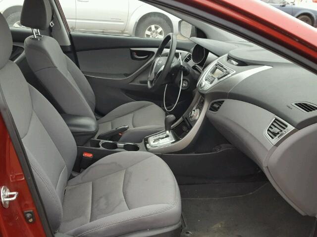 5NPDH4AE1BH022087 - 2011 HYUNDAI ELANTRA GL RED photo 5