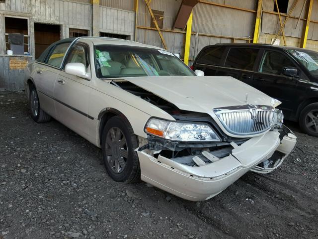 1LNHM83W83Y633109 - 2003 LINCOLN TOWN CAR C BEIGE photo 1