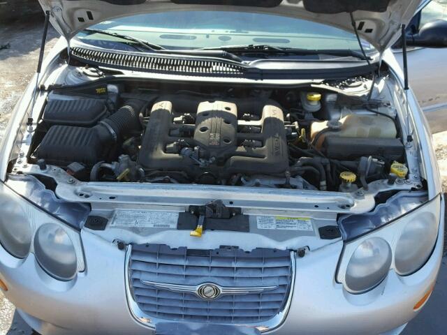 2C3HE66G61H721226 - 2001 CHRYSLER 300M SILVER photo 7