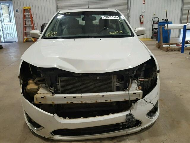 3FAHP0JA1AR262719 - 2010 FORD FUSION SEL WHITE photo 9