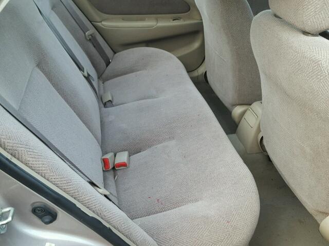 1Y1SK52841Z446079 - 2001 CHEVROLET GEO PRIZM 金色 照片 6