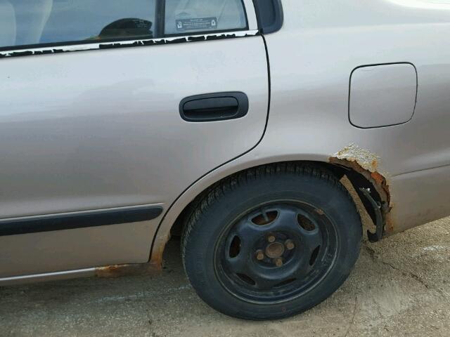 1Y1SK52841Z446079 - 2001 CHEVROLET GEO PRIZM 金色 照片 9