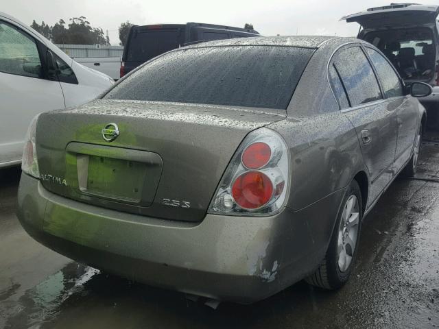 1N4AL11D25C322248 - 2005 NISSAN ALTIMA S GRAY photo 4