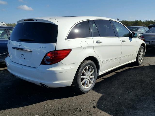 4JGCB65E47A043061 - 2007 MERCEDES-BENZ R 350 WHITE photo 4