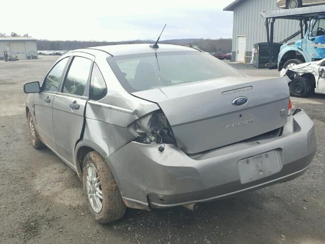 1FAHP35N48W279178 - 2008 FORD FOCUS SE GRAY photo 3