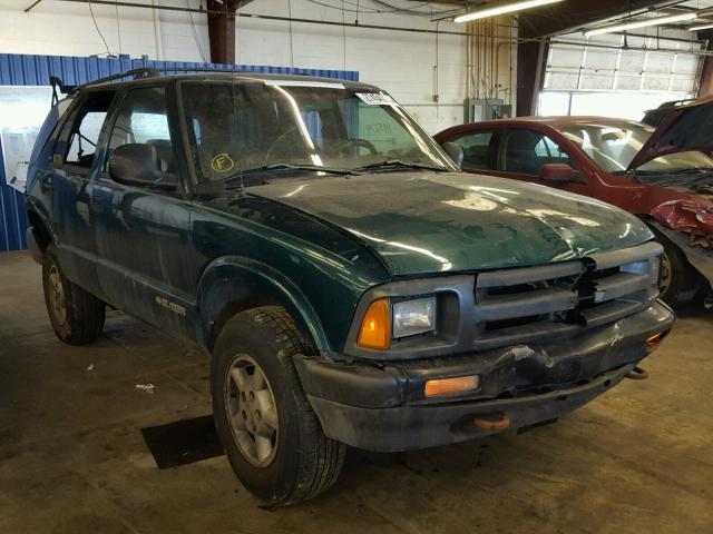 1GNDT13W6T2240796 - 1996 CHEVROLET BLAZER GREEN photo 1