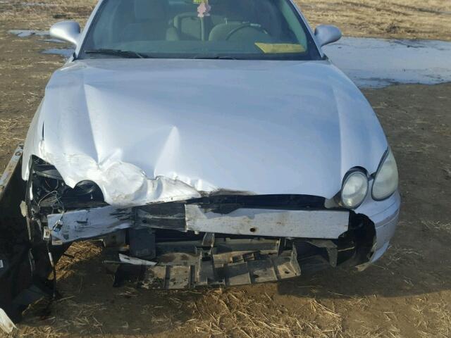 2G4WC532951251568 - 2005 BUICK LACROSSE C SILVER photo 7