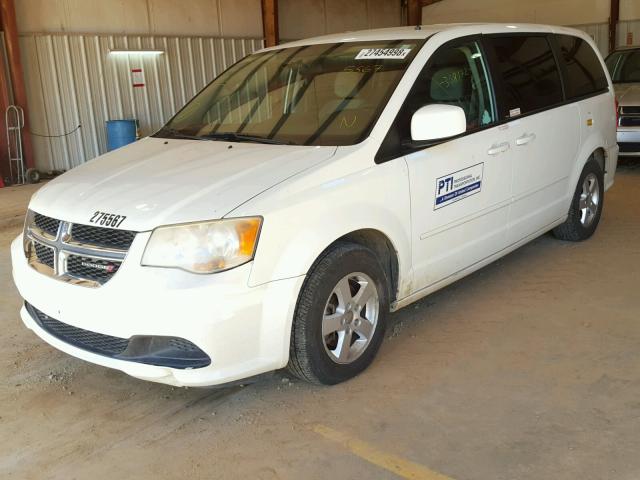 2C4RDGCG0CR275567 - 2012 DODGE GRAND CARA WHITE photo 2