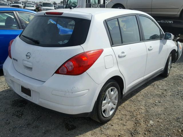 3N1BC1CP3BL470000 - 2011 NISSAN VERSA S WHITE photo 4