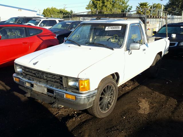 JT4RN50R9H0236632 - 1987 TOYOTA PICKUP 1/2 WHITE photo 2