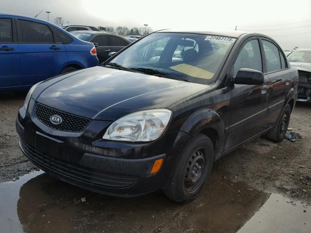 KNADE223296495024 - 2009 KIA RIO BASE BLACK photo 2