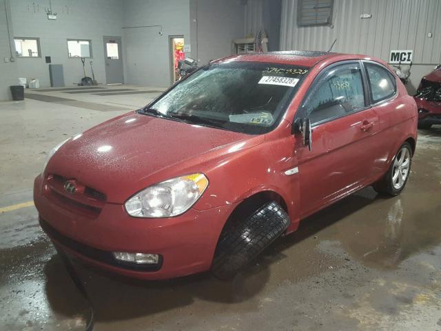 KMHCN36C37U028245 - 2007 HYUNDAI ACCENT SE RED photo 2