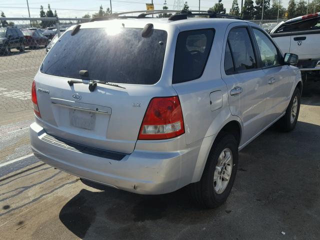 KNDJD733055367062 - 2005 KIA SORENTO EX SILVER photo 4