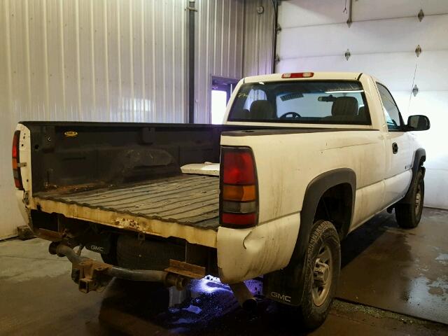 1GTHC24UX6E168114 - 2006 GMC SIERRA C25 WHITE photo 4