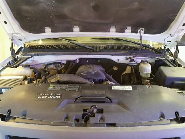 1GTHC24UX6E168114 - 2006 GMC SIERRA C25 WHITE photo 7