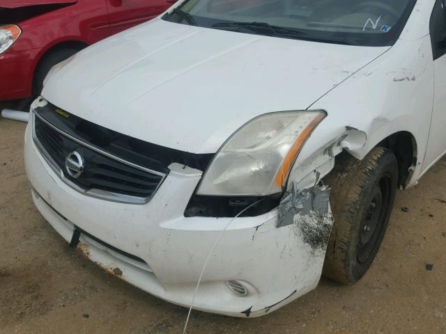 3N1AB6APXBL717866 - 2011 NISSAN SENTRA 2.0 WHITE photo 9