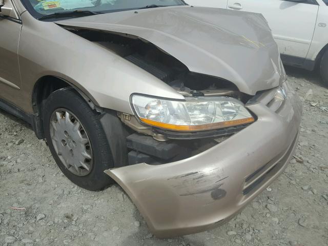 1HGCG56401A027034 - 2001 HONDA ACCORD LX GOLD photo 9