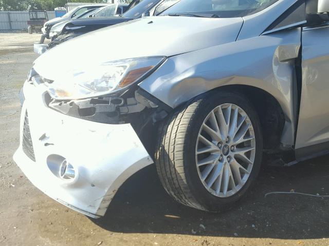 1FAHP3H20CL125191 - 2012 FORD FOCUS SEL SILVER photo 9