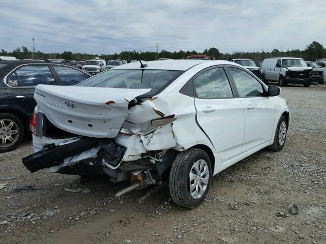 KMHCT4AE9HU316616 - 2017 HYUNDAI ACCENT SE WHITE photo 4