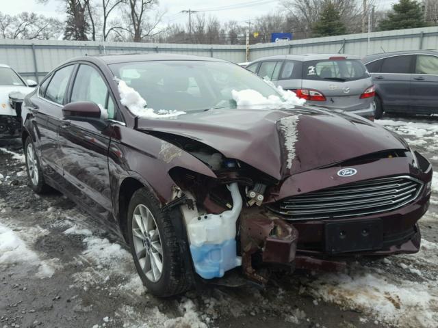 3FA6P0H79HR183813 - 2017 FORD FUSION SE BURGUNDY photo 1