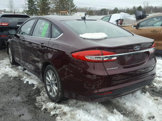 3FA6P0H79HR183813 - 2017 FORD FUSION SE BURGUNDY photo 3