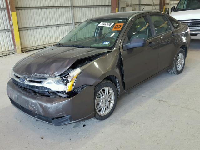 1FAHP35N89W260487 - 2009 FORD FOCUS SE GRAY photo 2