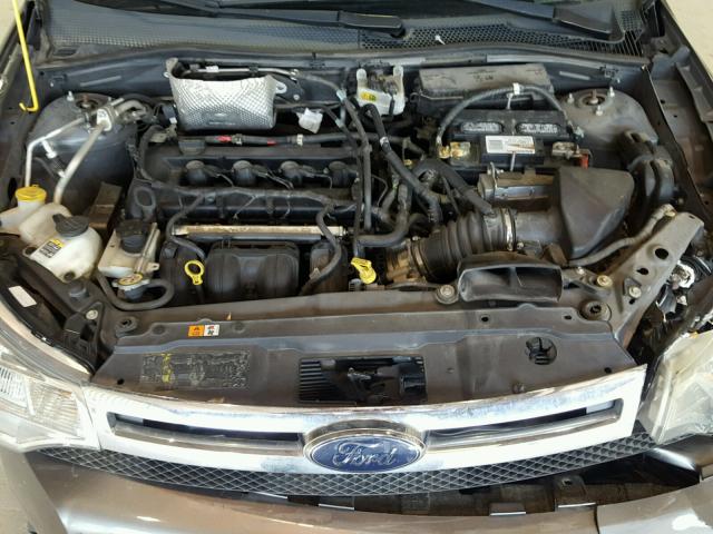 1FAHP35N89W260487 - 2009 FORD FOCUS SE GRAY photo 7