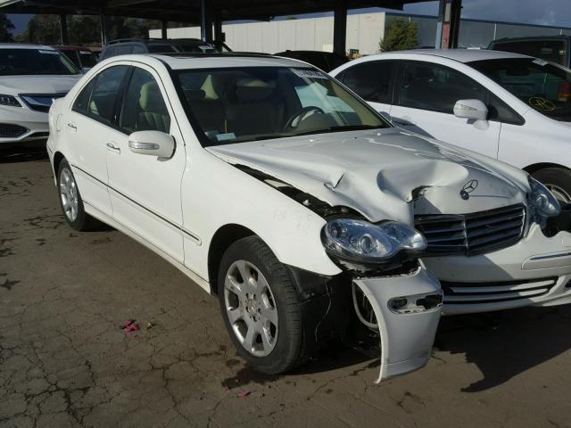 WDBRF92H16F739475 - 2006 MERCEDES-BENZ C GENERATI WHITE photo 1