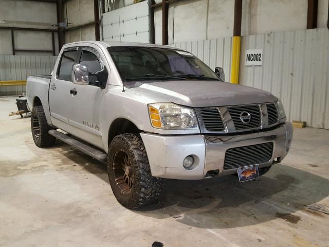 1N6AA07B55N508447 - 2005 NISSAN TITAN XE GRAY photo 1