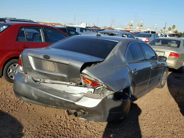 3FAHP06Z08R204450 - 2008 FORD FUSION S GRAY photo 4