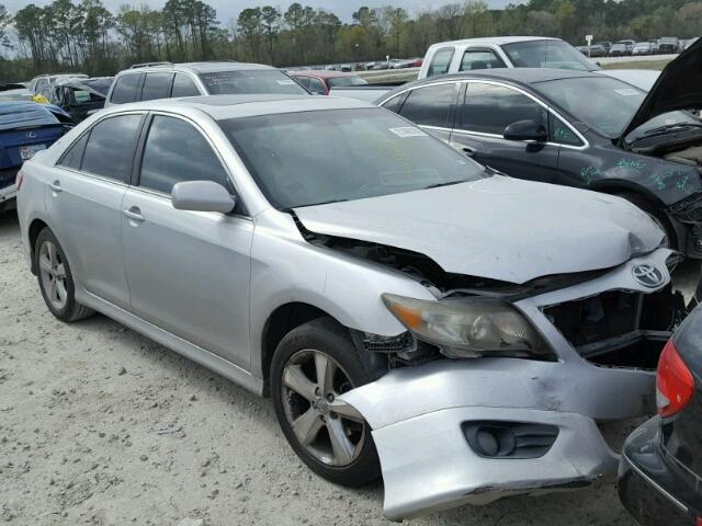 4T1BF3EK1AU525108 - 2010 TOYOTA CAMRY BASE SILVER photo 1