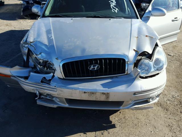 KMHWF35H52A544057 - 2002 HYUNDAI SONATA GLS SILVER photo 7