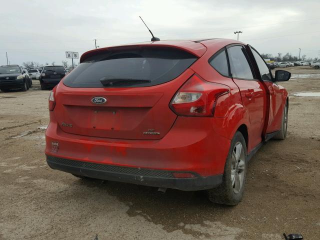 1FADP3K28DL163258 - 2013 FORD FOCUS SE RED photo 4