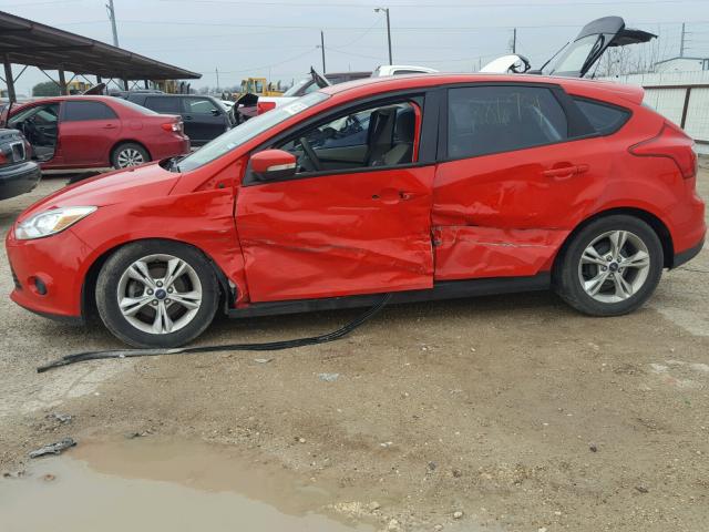 1FADP3K28DL163258 - 2013 FORD FOCUS SE RED photo 9