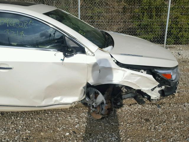 1G4GC5E34DF180538 - 2013 BUICK LACROSSE WHITE photo 9