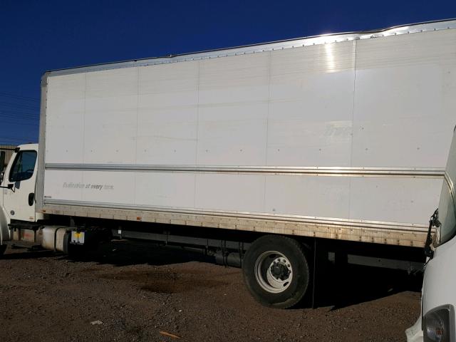 3ALACWDT6FDGE0882 - 2015 FREIGHTLINER M2 106 MED WHITE photo 3