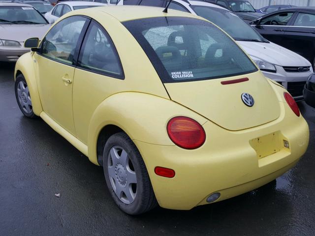 3VWCC21C4XM426724 - 1999 VOLKSWAGEN NEW BEETLE 黄色 照片 3