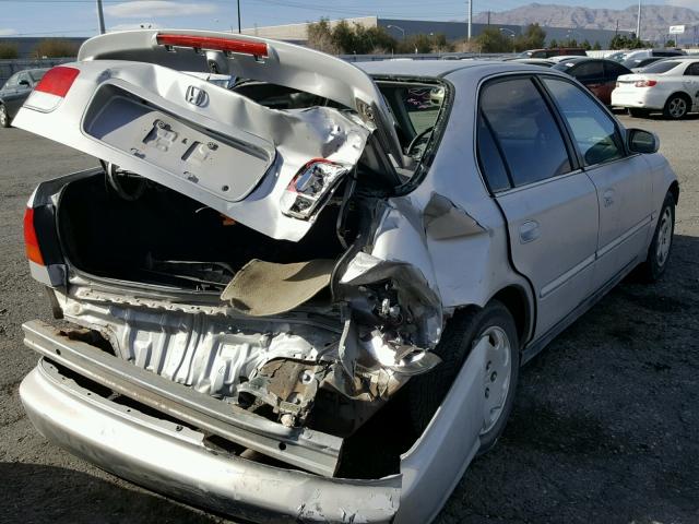 1HGEJ8640VL026519 - 1997 HONDA CIVIC EX SILVER photo 4