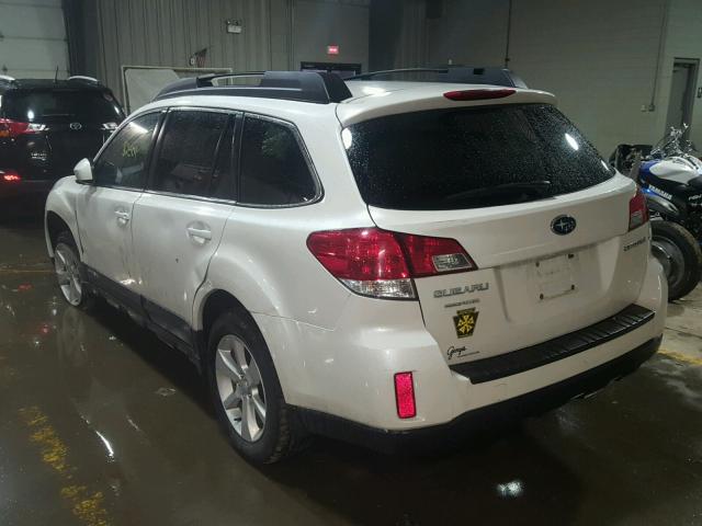 4S4BRCCC7D3246100 - 2013 SUBARU OUTBACK 2. WHITE photo 3