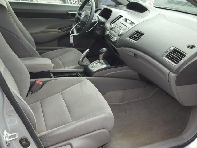 1HGFA16558L069049 - 2008 HONDA CIVIC LX SILVER photo 5