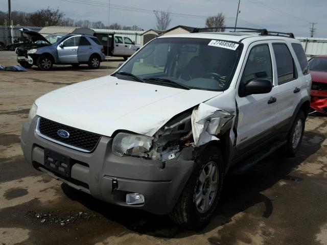 1FMYU03191KF86095 - 2001 FORD ESCAPE XLT WHITE photo 2