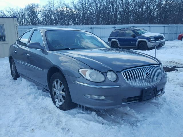 2G4WD582281295325 - 2008 BUICK LACROSSE C SILVER photo 1