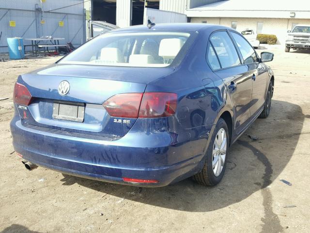 3VWDX7AJ1BM012605 - 2011 VOLKSWAGEN JETTA SE BLUE photo 4