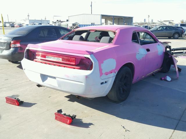 2B3CJ4DV8AH249393 - 2010 DODGE CHALLENGER PINK photo 4