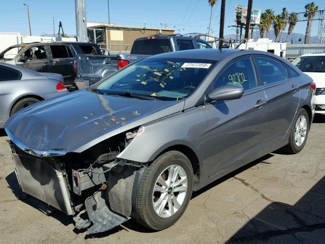 5NPEB4AC8DH622919 - 2013 HYUNDAI SONATA GLS GRAY photo 2