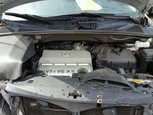 2T2HA31U24C039876 - 2004 LEXUS RX 330 SILVER photo 7