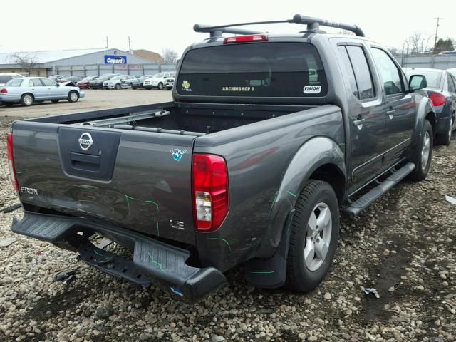 1N6AD07U25C413591 - 2005 NISSAN FRONTIER C GRAY photo 4