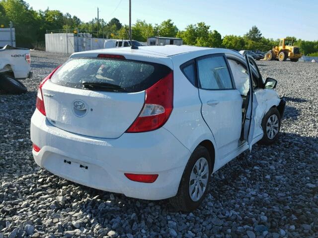 KMHCT5AE1FU207506 - 2015 HYUNDAI ACCENT GS WHITE photo 4