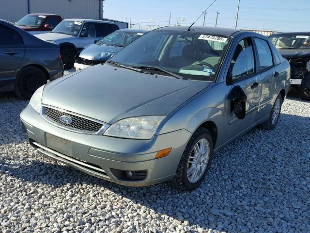 1FAFP34N16W106515 - 2006 FORD FOCUS ZX4 GREEN photo 2